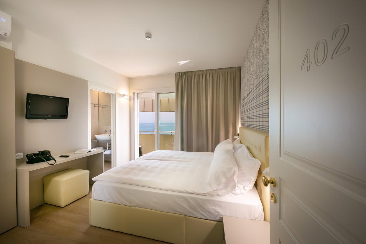 Hotel Le Lampare 카오를레 외부 사진